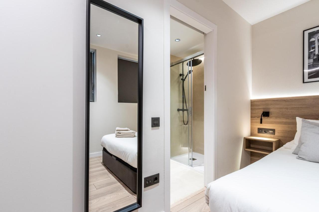 Exclusive Apartments Barcelona 4 Personas G Humet Terrassa Exterior foto